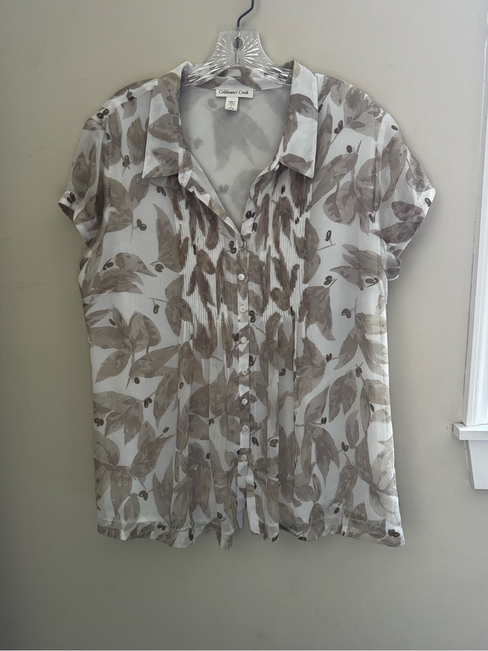 Coldwater Creek Sheer Short-Sleeve Blouse in Taupe Leaf Print